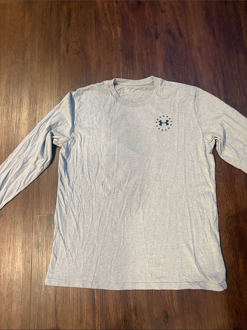 Under Armour Men’s Long Sleeve Crew Tee in Light Blue Heather with Navy Logo